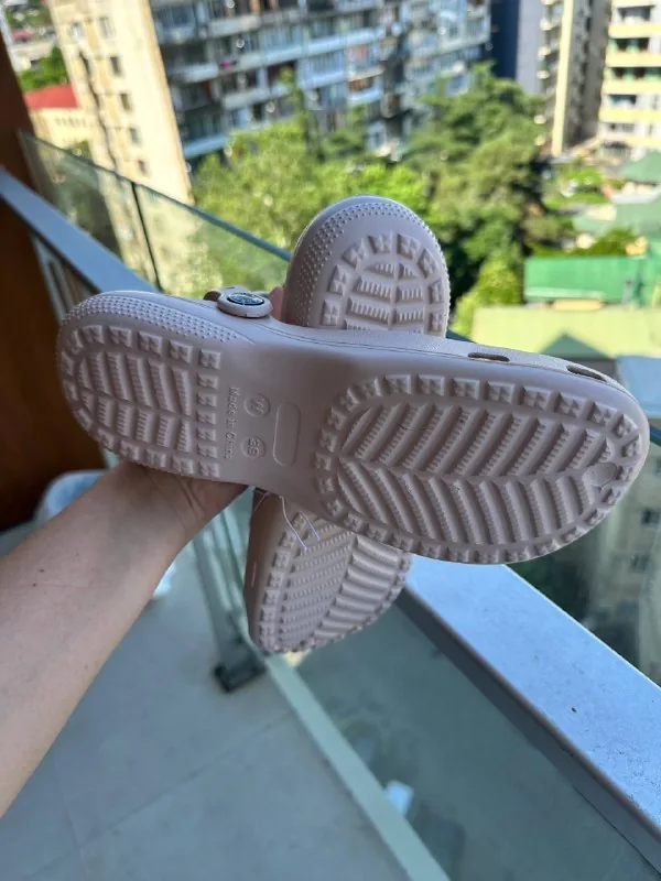 Crocs Mary Jane 1