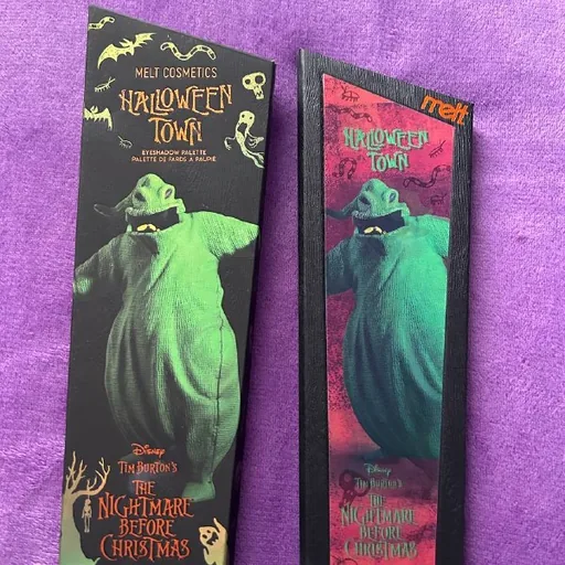 Палетка теней Melt Cosmetics Halloween Town