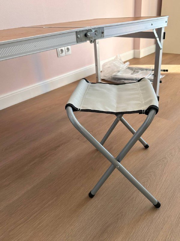 Компактный складной стол для пикника с табуретками 3