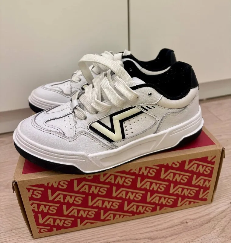 Кроссовки Vans, размер 36,5 1