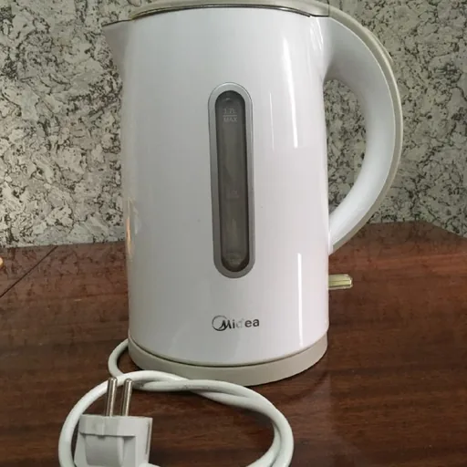 Чайник Midea 1,7L