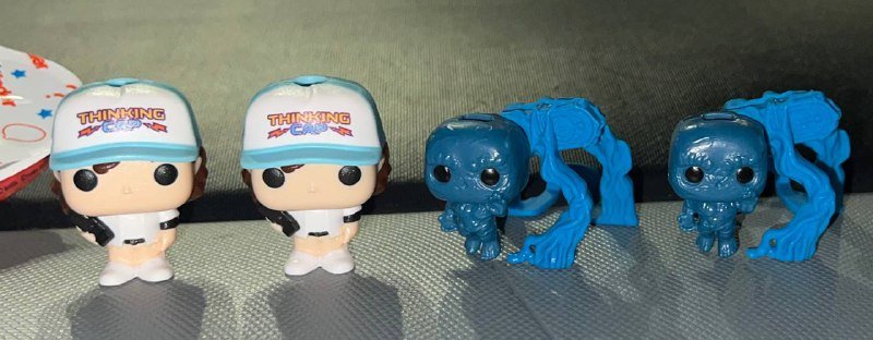 Фигурки Дастина и векна