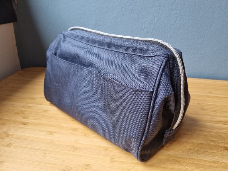 Деревянное карманное зеркало, большая косметичка, наклейки на флаконы 7