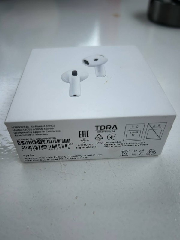 AirPods 4 с шумоподавлением