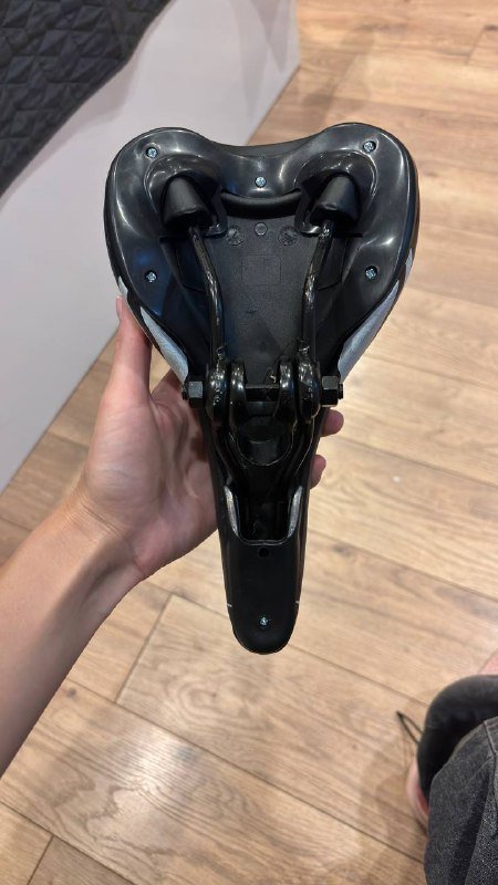 Сиденье на велосипед, щиток в подарок 3