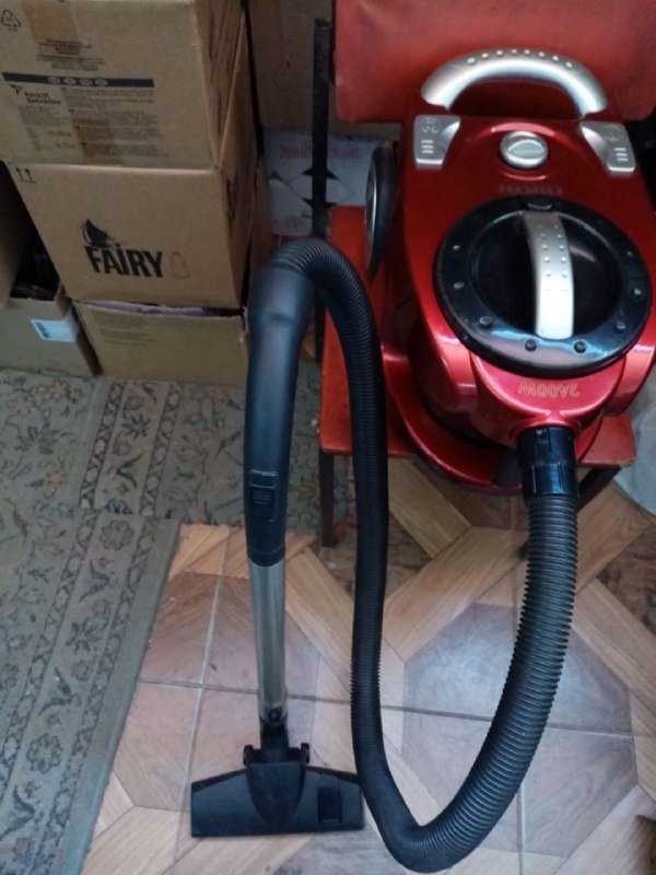 пылесос Nikai, соковыжималка Nikai