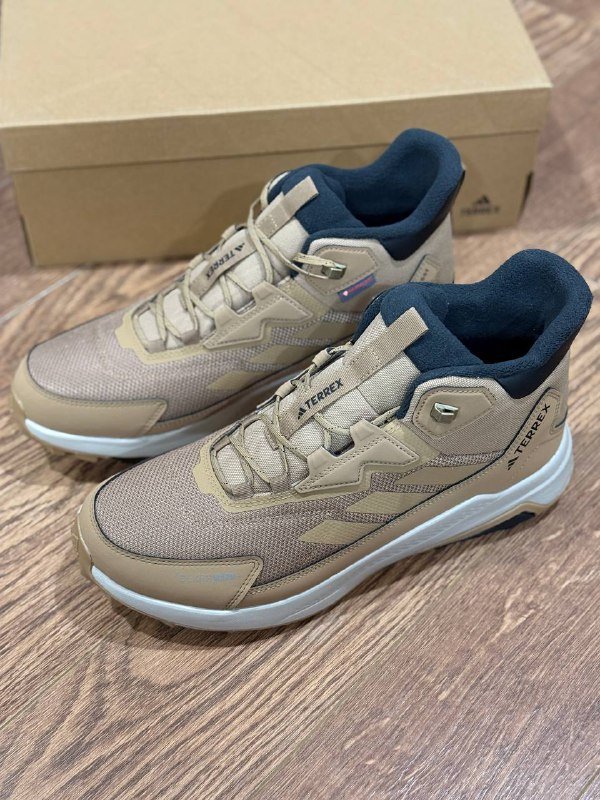 Мужские ботинки Adidas размер US 10,5 5