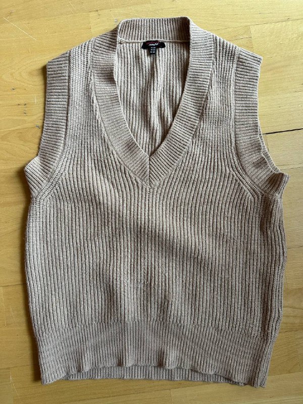 Джинсы Pull&Bear, юбка, топики, свитеры, жилетка, куртка 6