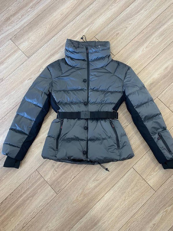 Теплая молодежная куртка Moncler размер Л 2