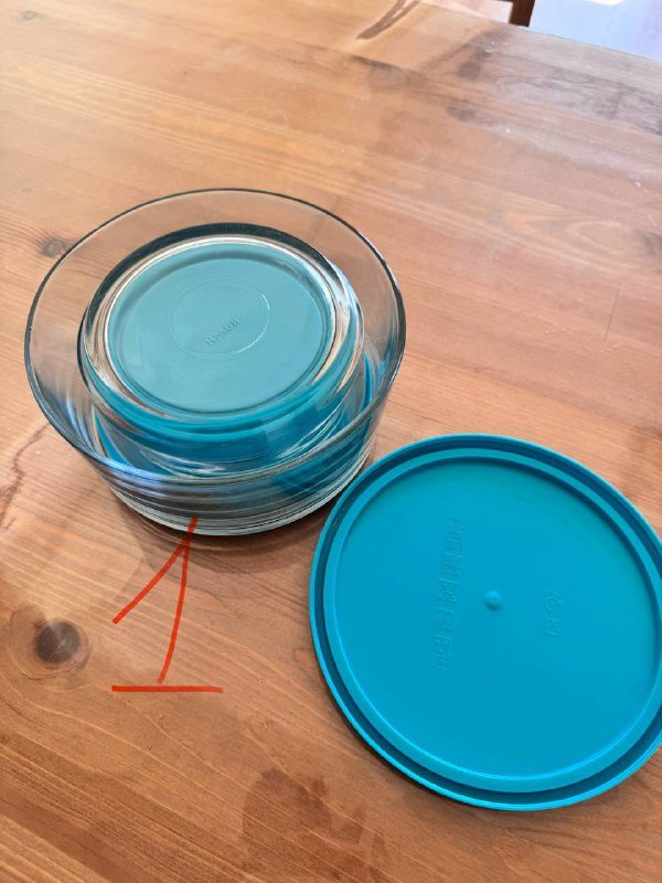 Контейнеры пищевые, точилка, сито, дуршлаг, толкушка, половник, венчик, нож