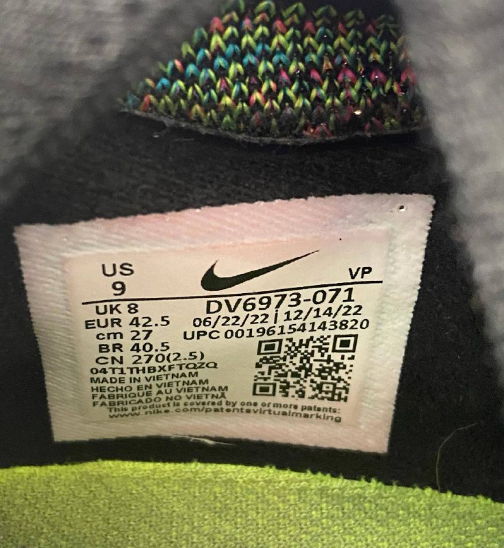 Nike football boots size 9 4