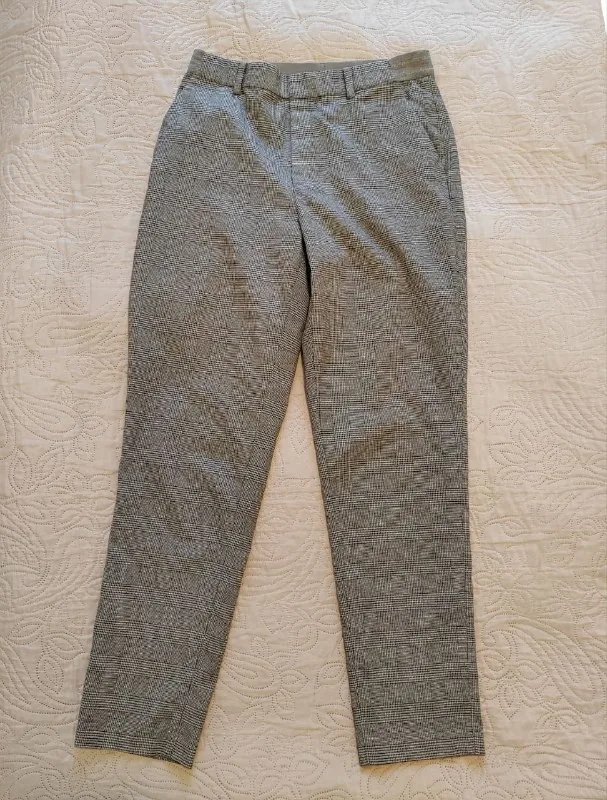 Женские брюки Uniqlo 1