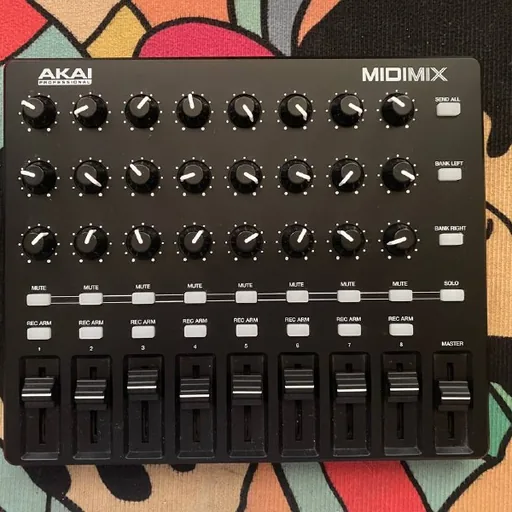 Akai Midi Mix