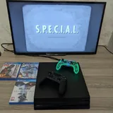 Sony PlayStation 4 Pro 1 ТБ із двома джойстиками 2