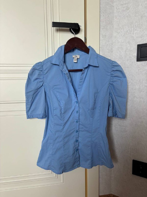 Рубашка River Island, Рубашка Ralph Lauren, Рубашка Uniqlo, Пуловер U.S. Polo Assn, Кардиган Zara, Сумка плетеная Zara