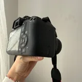 Фотоаппарат Canon EOS с объективом 3
