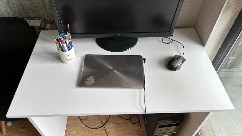 Стол компьютерный 2