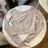 Спортивная одежда IRNBY 8