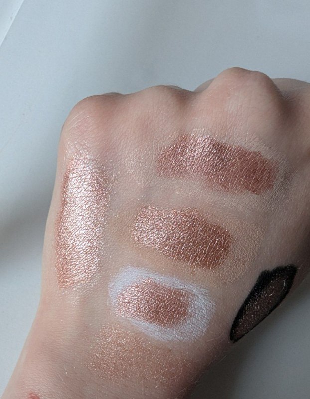 Пигмент для век Elian 22 Gravity shift 7