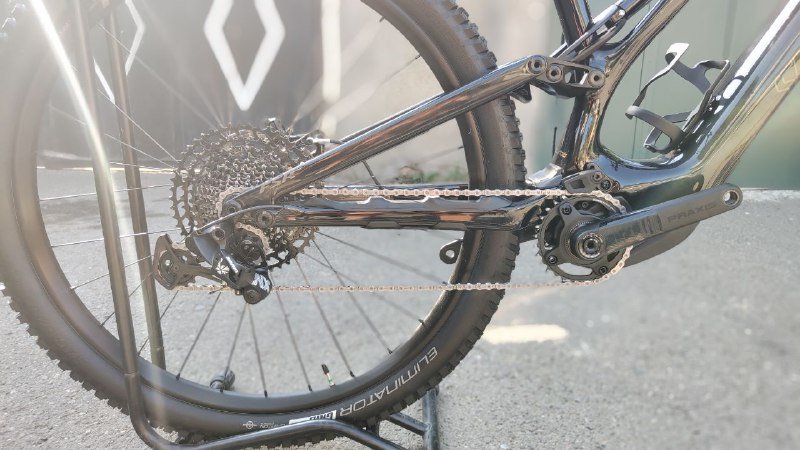 Specialized Turbo Levo SL 2020 electric bike 2