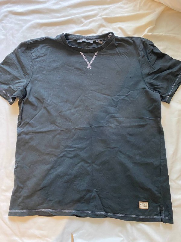 Купальник, футболки, лосины, рубашка, консилер 9