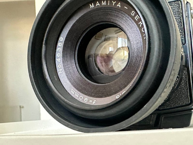 Mamiya rb67 medium format film camera with 90mm f3.8 lens 9
