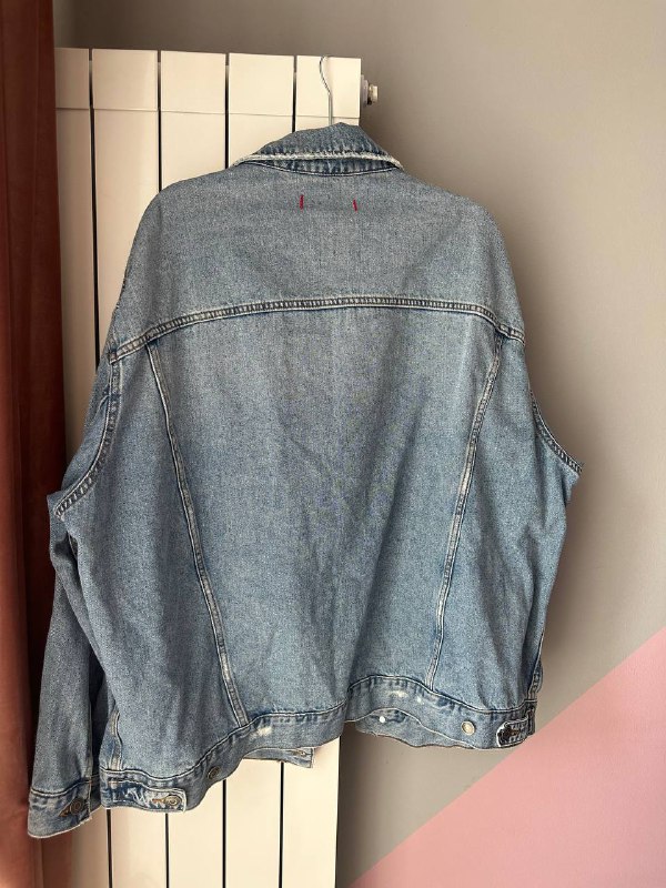 Джинсовка Zara, брюки классические Zara, юбка Kiabi, лоферы, кроссовки 2