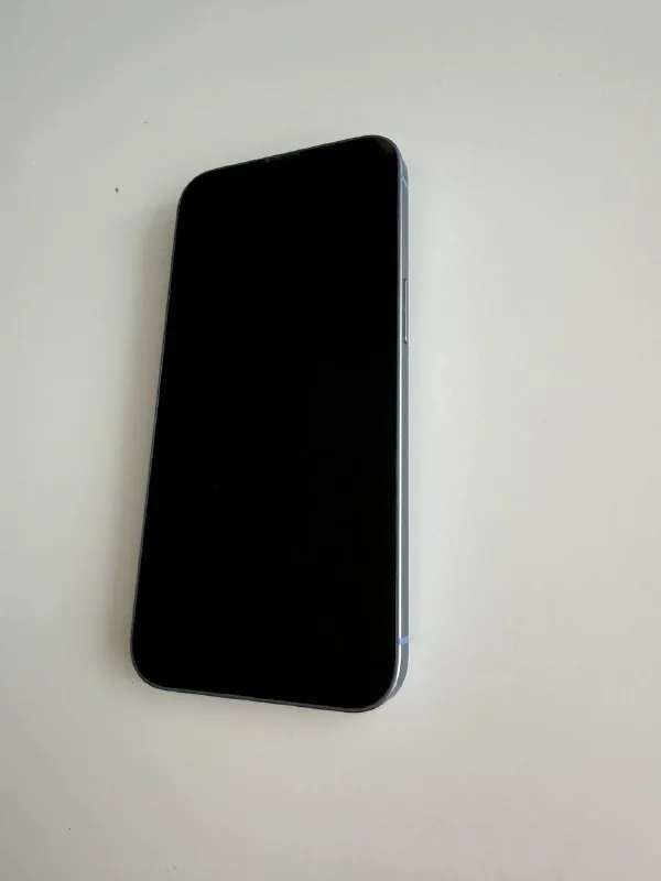 iPhone 14 128GB голубой 1
