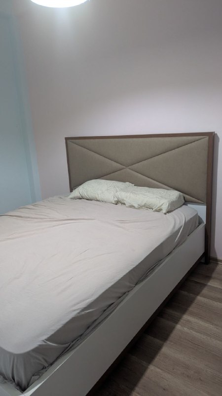 Кровать 160x200 с подъёмным механизмом без матраса