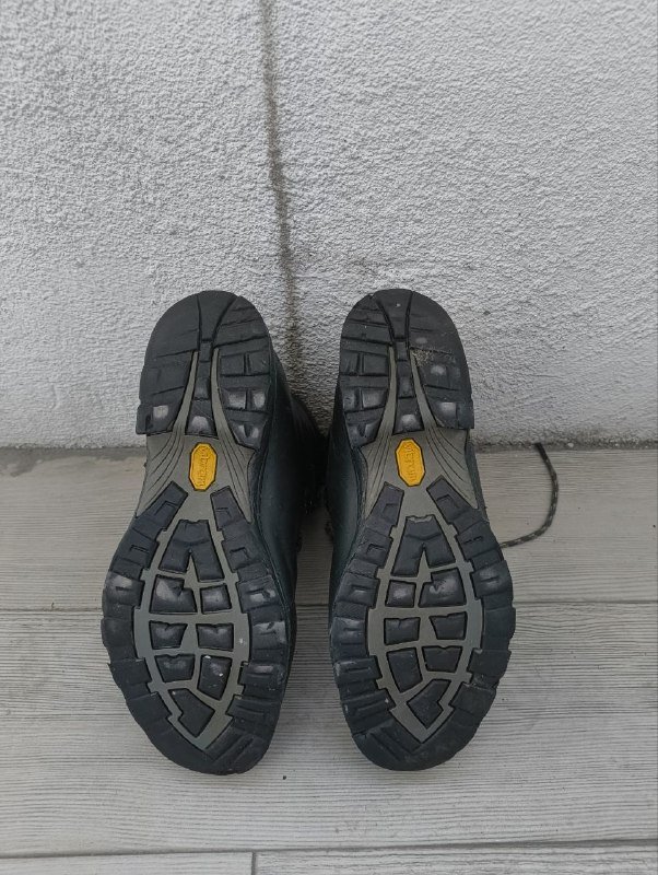 Ботинки горные фирмы Замберлан размер 38-38.5 2