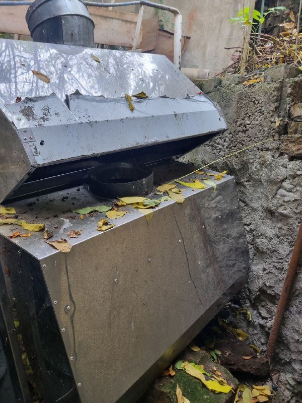 Вытяжные зонты из нержавейки 110×110см и 100×70см 2