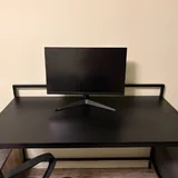 Игровой монитор LG UltraGear, эргономичное кресло, компьютерный стол 2