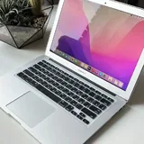 Apple MacBook Air 13" 8