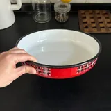 Металлическая миска, терки, подставка для крышек, лейка, ножи, бокалы 1