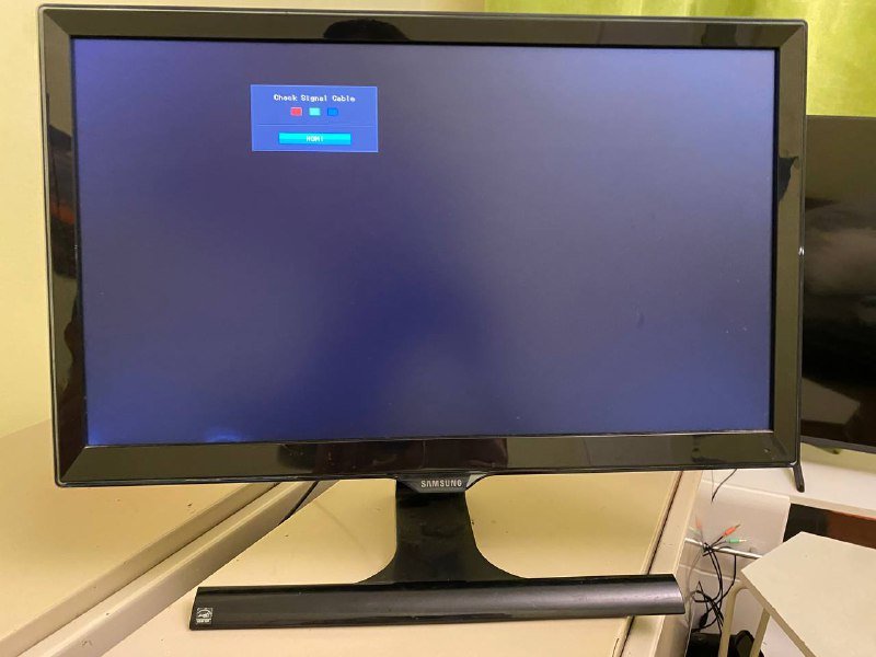 Монитор Samsung