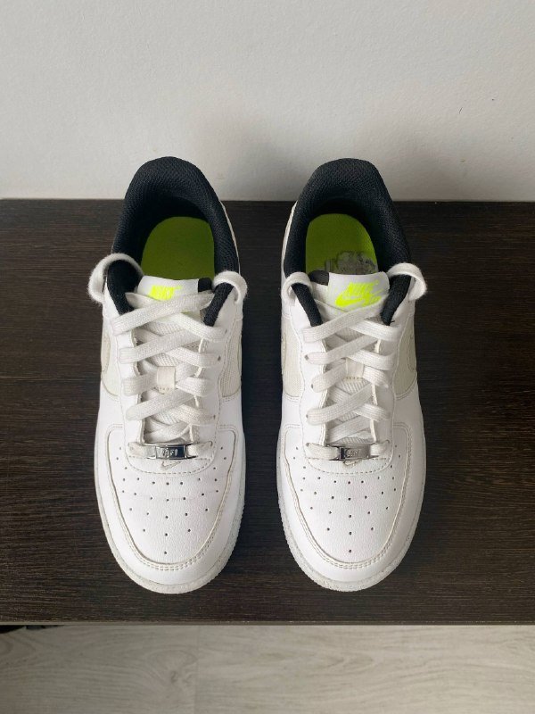 Кроссовки Nike Air Force 1 белые размеры UK 5 EUR 38 4