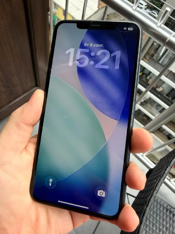 iPhone 11 Pro Max 64 ГБ 1