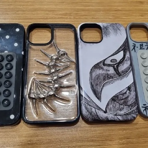 Чехлы для смартфона