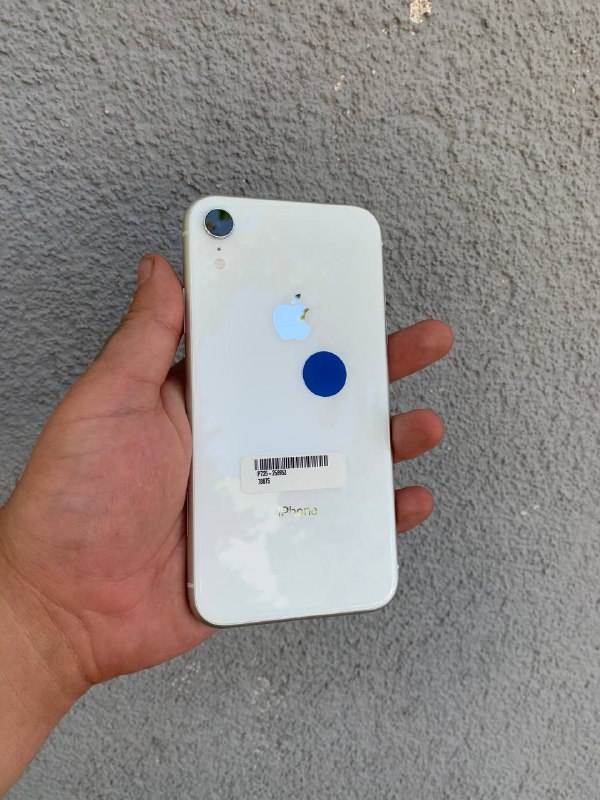iPhone 14 Pro 128GB, iPhone 12 64GB, iPhone Xr 64GB 2