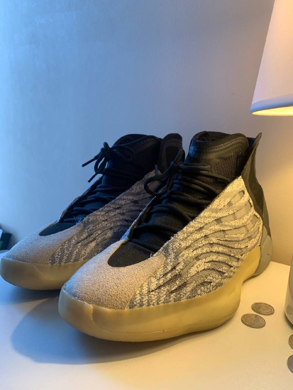 Nike Kyrie 5, Air Jordan Proto Max 720, Adidas Yeezy Quantum 9