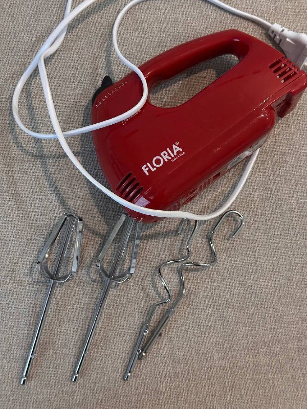 Вафельница, миксер, кухонные весы, электроштопор, сито, блендер Redmond 4