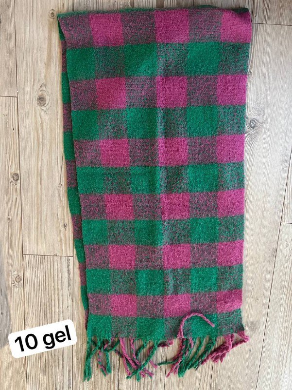 Шарф зеленый с розовым в клетку 3