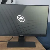 2 монитора BenQ и AOC, кронштейн 1