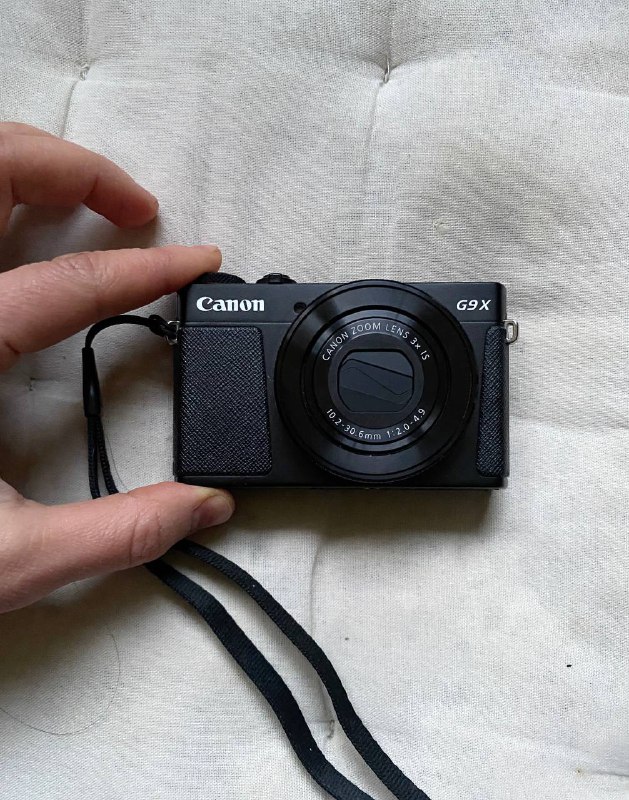 Фотокамера Canon PowerShot G9 X Mark II, чехол, зарядное устройство