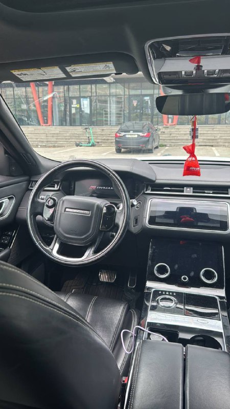 Аренда Land Rover Velar 2018 2.0 бензин автомат 2