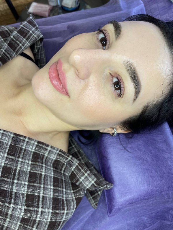 Услуги ламинирования ресниц и бровей 2