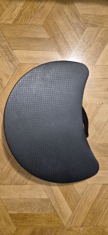 Подушка под ноутбук икеа 2