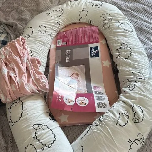 Pregnancy pillow, newborn baby nest cocoon