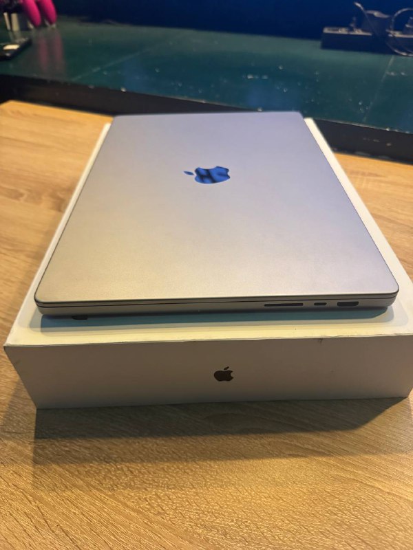 Macbook Pro 16 Inch 2021 32 / 512 6