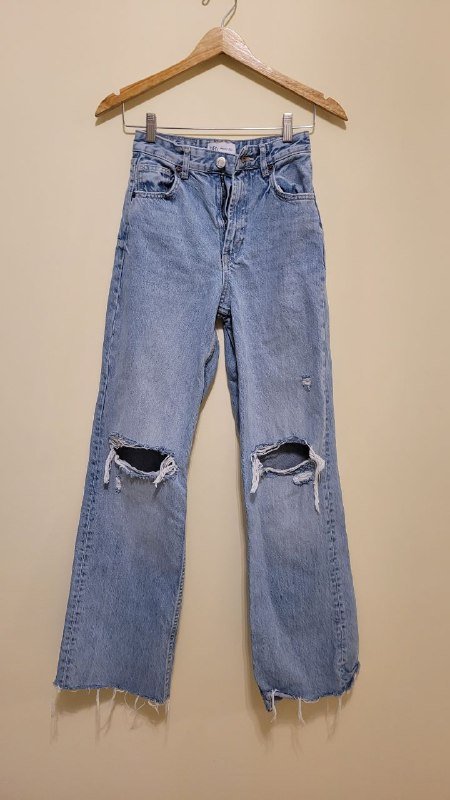 Джинсы Massimo Dutti, Zara, свитеры, кардиган, плащи, жилет 3